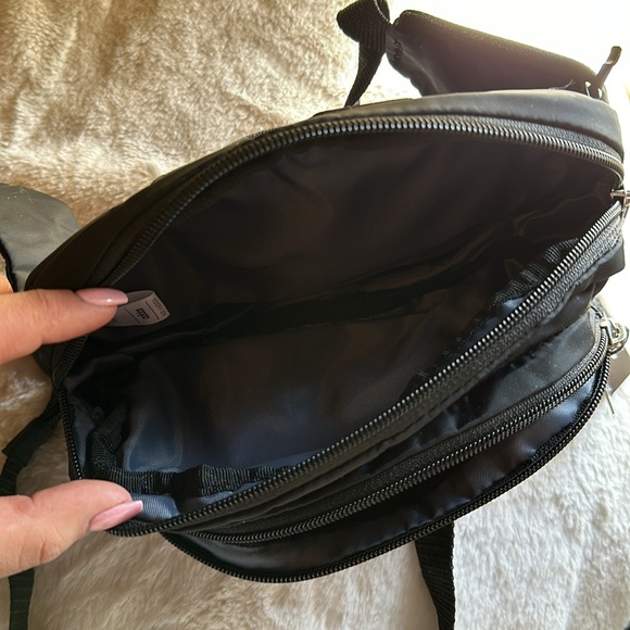 Adidas belt bag - Picture 2 of 3